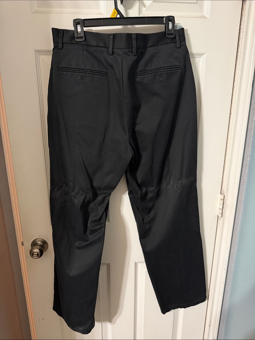 Men's Black Dress Pants - Picture 3 of 4